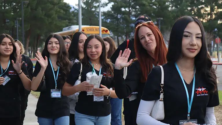 Students arriving at Reach Out 26